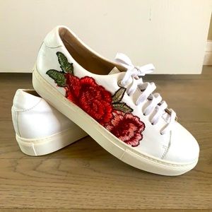 Embroidered Fashion Leather Sneakers
